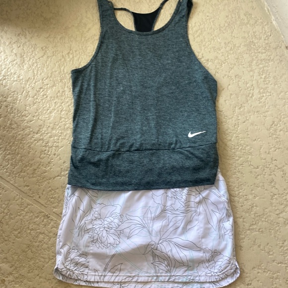 Columbia White w Tropical Flowers sz Sm fits like medium - Picture 3 of 13